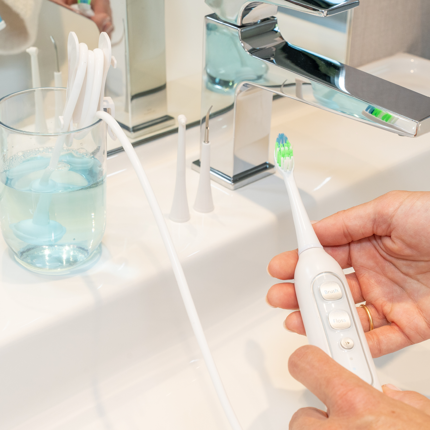 Brosse à dents 3-en-1 Haepi Julia : Le Pack Duo